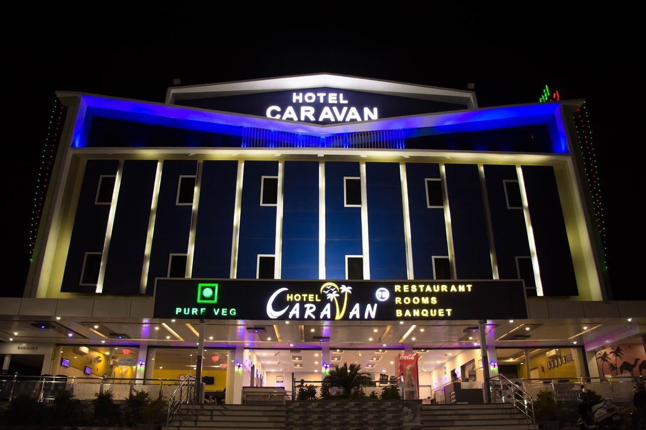 Hotel Caravan Unjha Экстерьер фото